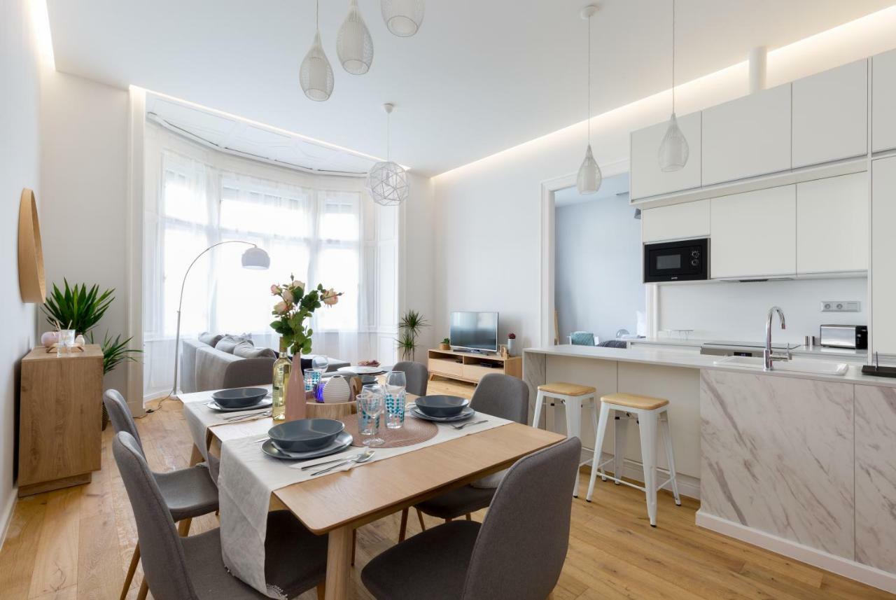 Designer Dream Home In The Center W 2Br/2Bath บูดาเปสต์ ภายนอก รูปภาพ