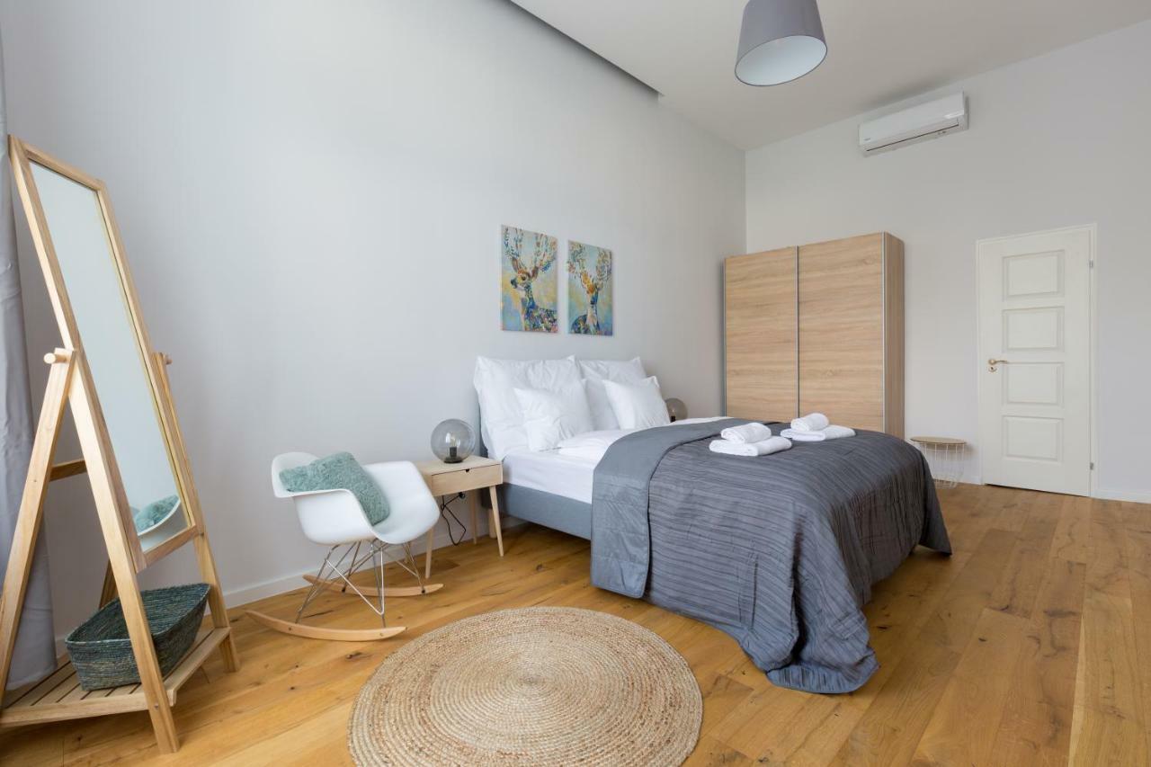 Designer Dream Home In The Center W 2Br/2Bath บูดาเปสต์ ภายนอก รูปภาพ