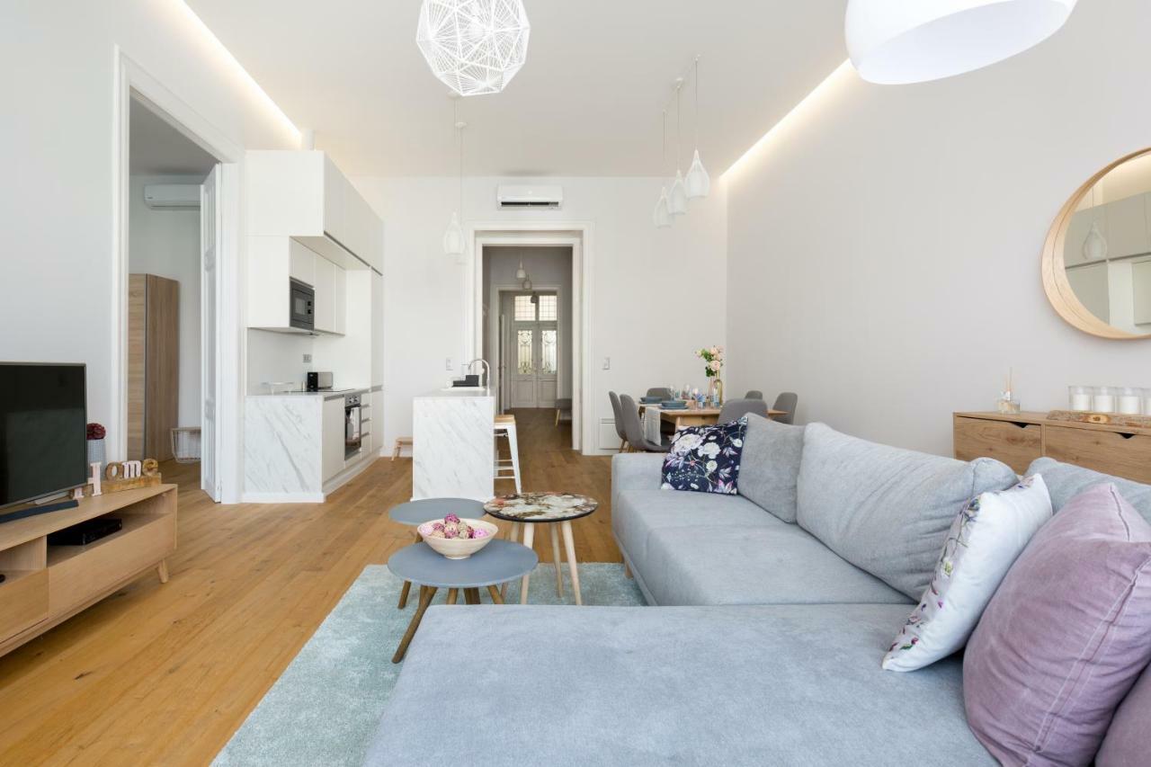 Designer Dream Home In The Center W 2Br/2Bath บูดาเปสต์ ภายนอก รูปภาพ